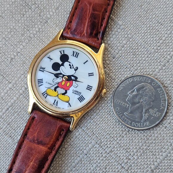 Vintage Lorus Quartz Wristwatch Minnie Mouse Disney Brown Leather strap Watch - Picture 6 of 11